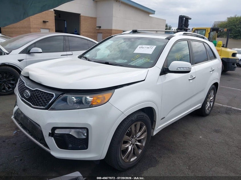 2013 Kia Sorento VIN 5XYKWDA22DG364287 IAAI salvage auction — FRONT END, Salvage Title, sold $1,900 on 2026-08-23 (photo 2)