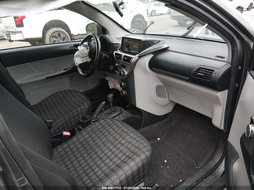 2012 Scion Iq VIN JTNJJXB02CJ009588 IAAI salvage auction — FRONT & REAR, Salvage Title, sold $625 on 2026-08-18 (photo 5)