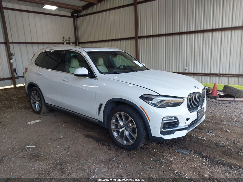 2021 BMW X5 VIN 5UXCR4C05M9F28383 — IAAI salvage auction photo