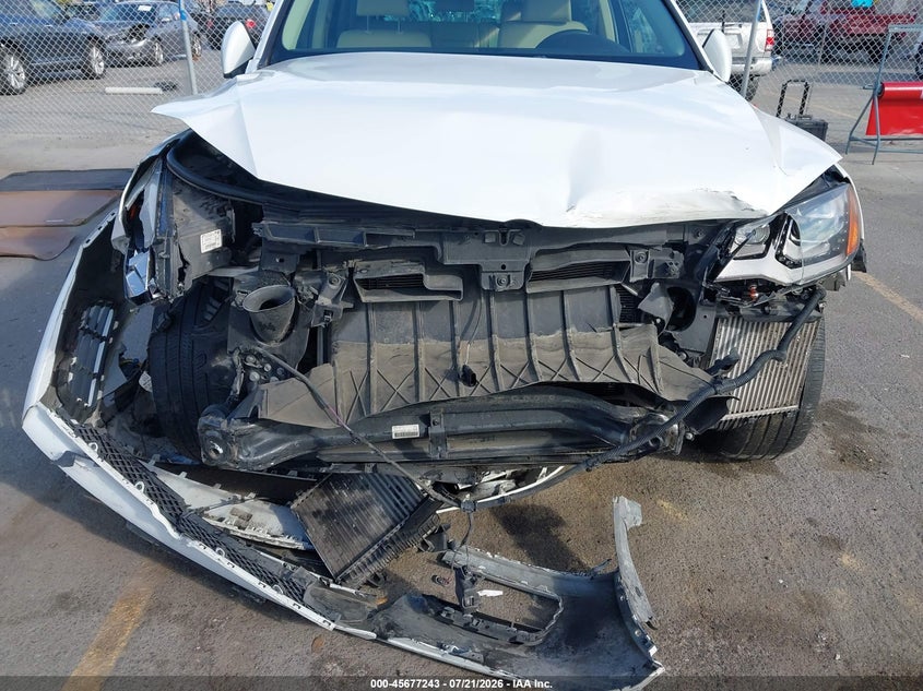2013 Volkswagen Touareg VIN WVGEP9BP2DD013441 IAAI salvage auction — FRONT END, Salvage Title, sold $825 on 2026-08-10 (photo 6)