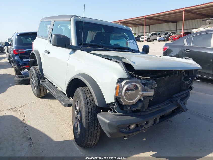 2022 Ford Bronco VIN 1FMDE5AP1NLB64080 — IAAI salvage auction photo