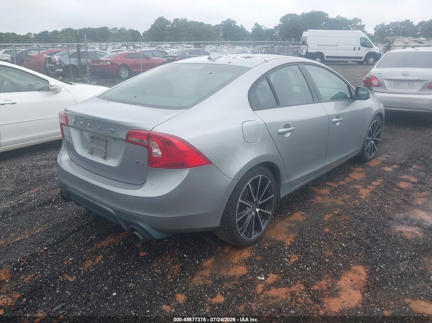 2017 Volvo S60 VIN YV126MFL3H2433547 IAAI salvage auction — NORMAL WEAR, Salvage Title, sold $725 on 2026-08-04 (photo 4)