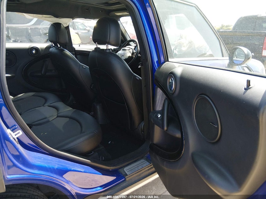 2016 Mini Countryman VIN WMWZC3C59GWT09249 IAAI salvage auction — FRONT END, Salvage Title, sold $1,050 on 2026-08-19 (photo 8)