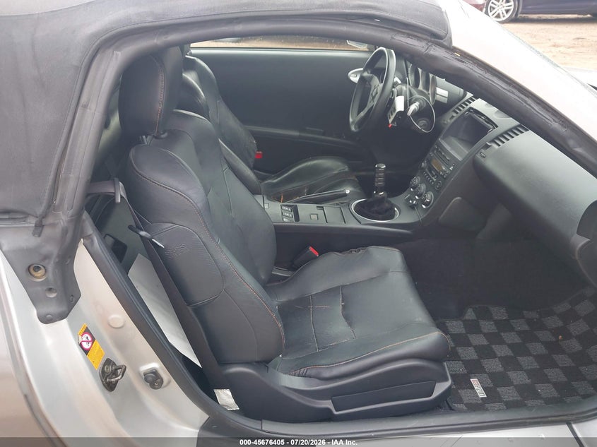 2004 Nissan 350z VIN JN1AZ36A74T012066 IAAI salvage auction — NORMAL WEAR, Clear-Dealer Only (Arizona), sold $25 on 2026-07-30 (photo 8)