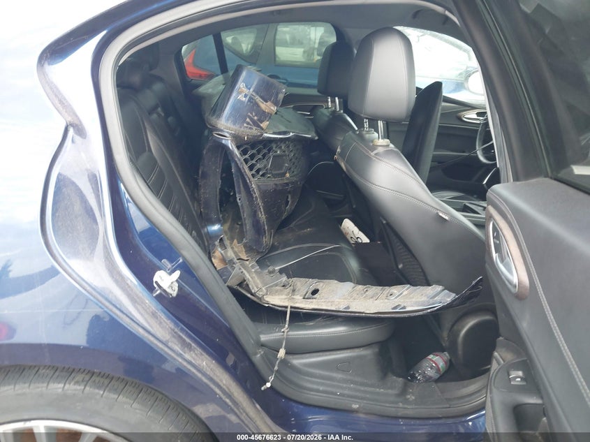 2018 Alfa romeo Giulia VIN ZARFAECN3J7589183 IAAI salvage auction — FRONT END, Clear - Dealer Only (California), sold $400 on 2026-08-05 (photo 8)