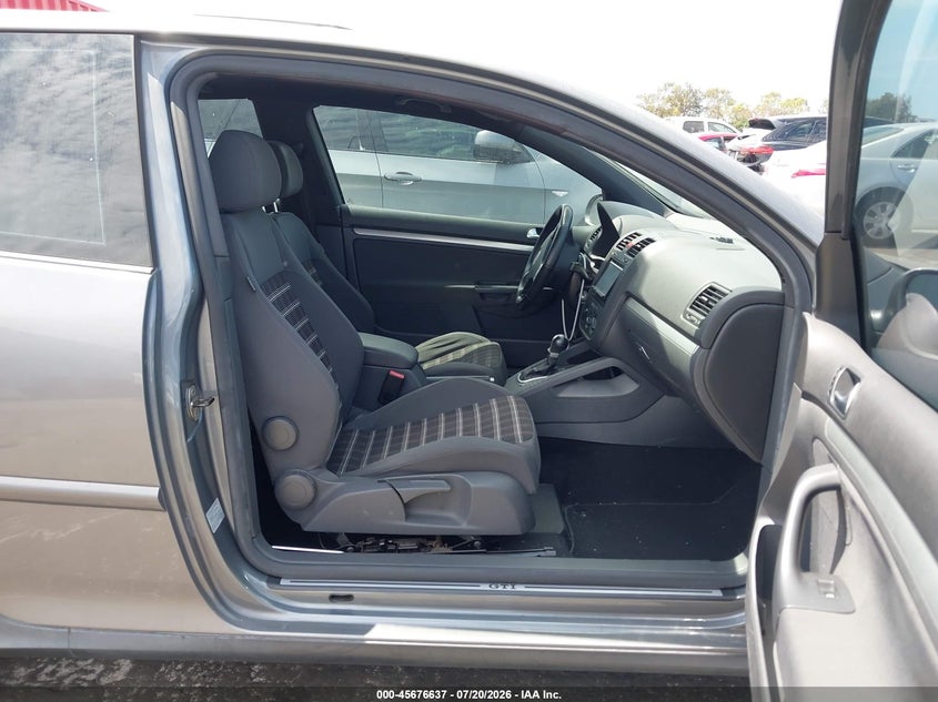 2007 Volkswagen Gti VIN WVWFV71K97W049600 IAAI salvage auction — NORMAL WEAR, Clear - Dealer Only (California), sold $650 on 2026-08-06 (photo 5)