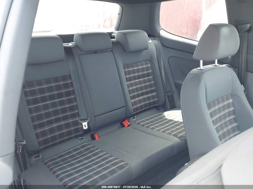 2007 Volkswagen Gti VIN WVWFV71K97W049600 IAAI salvage auction — NORMAL WEAR, Clear - Dealer Only (California), sold $650 on 2026-08-06 (photo 8)