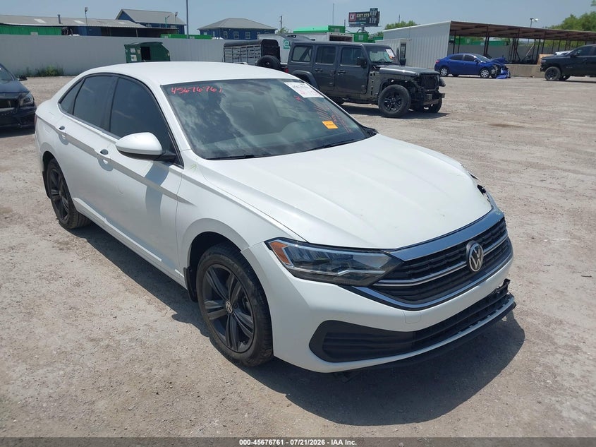 2024 Volkswagen Jetta VIN 3VWEM7BU8RM100082 — IAAI salvage auction photo