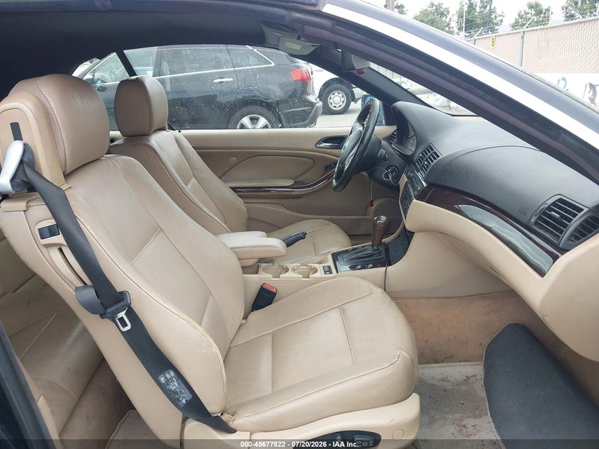 2004 BMW 3 series VIN WBABW33404PL30321 IAAI salvage auction — NORMAL WEAR, Clear - Dealer Only (California), sold $575 on 2026-08-03 (photo 5)