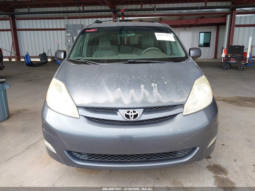 2010 Toyota Sienna VIN 5TDYK4CC8AS299732 IAAI salvage auction — NORMAL WEAR, Clear - Dealer Only (California), sold $700 on 2026-07-28 (photo 6)