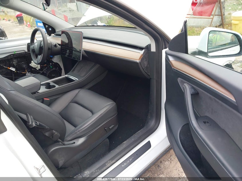 2023 Tesla Model y VIN 7SAYGDEE7PF660707 IAAI salvage auction — FRONT END, Bill Of Sale (Washington), sold $9,200 on 2026-07-29 (photo 5)