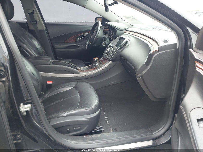 2013 Buick Lacrosse VIN 1G4GC5E33DF122288 IAAI salvage auction — NORMAL WEAR, Clear (Florida), sold $400 on 2026-08-28 (photo 5)