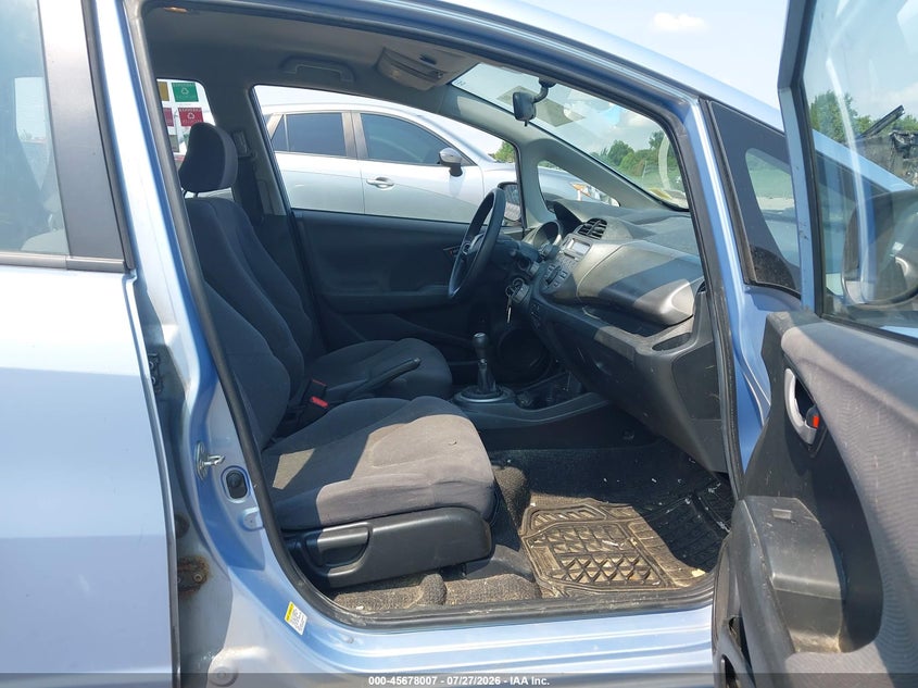 2009 Honda Fit VIN JHMGE87279S029243 IAAI salvage auction — NORMAL WEAR, Clear (New York), sold $25 on 2026-07-30 (photo 5)