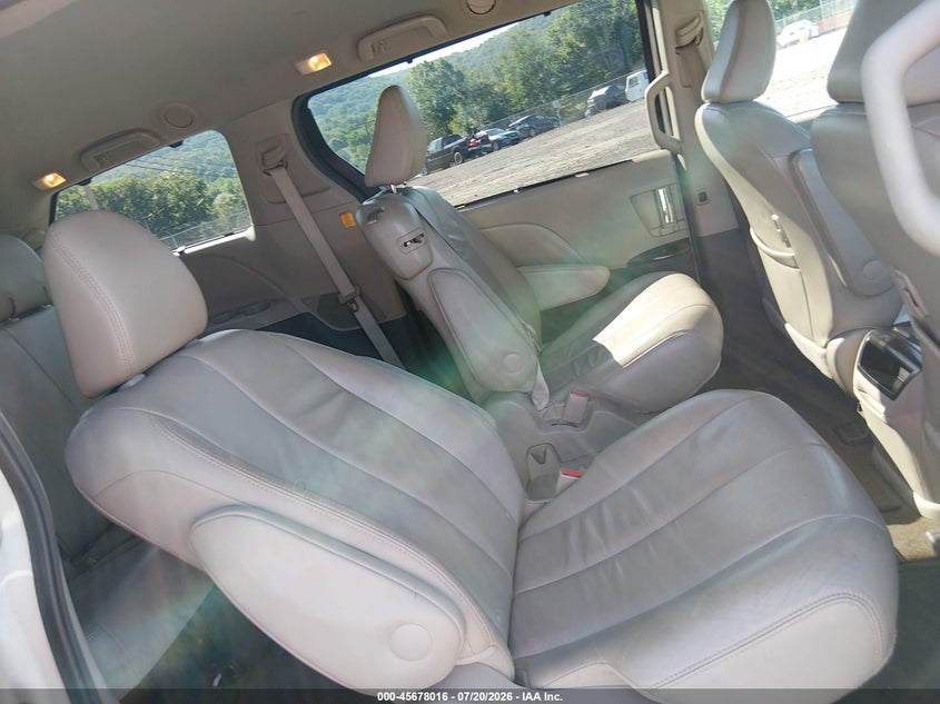 2013 Toyota Sienna VIN 5TDYK3DC9DS315529 IAAI salvage auction — NORMAL WEAR, Clear (New Jersey), sold $3,250 on 2026-07-30 (photo 8)