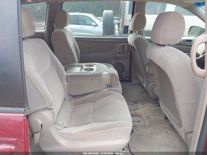 2006 Toyota Sienna VIN 5TDZA23C56S520691 IAAI salvage auction — NORMAL WEAR, Clear (Maryland), sold $275 on 2026-07-29 (photo 8)