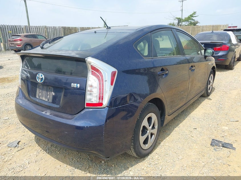 2012 Toyota Prius VIN JTDKN3DU0C1528063 IAAI salvage auction — NORMAL WEAR, Clear (Virginia), sold $25 on 2026-07-27 (photo 4)