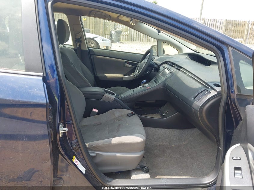 2012 Toyota Prius VIN JTDKN3DU0C1528063 IAAI salvage auction — NORMAL WEAR, Clear (Virginia), sold $25 on 2026-07-27 (photo 5)