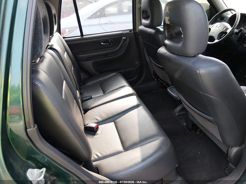 2001 Honda Cr-v VIN JHLRD18761C053517 IAAI salvage auction — NORMAL WEAR, Clear (Indiana), sold $25 on 2026-07-29 (photo 8)