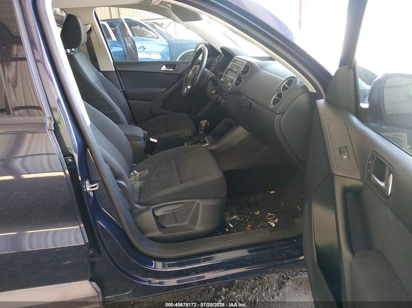 2014 Volkswagen Tiguan VIN WVGAV3AX0EW617711 IAAI salvage auction — REAR END, Clear (Georgia), sold $825 on 2026-07-24 (photo 5)