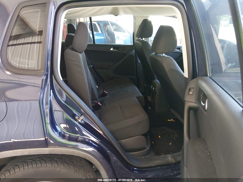 2014 Volkswagen Tiguan VIN WVGAV3AX0EW617711 IAAI salvage auction — REAR END, Clear (Georgia), sold $825 on 2026-07-24 (photo 8)