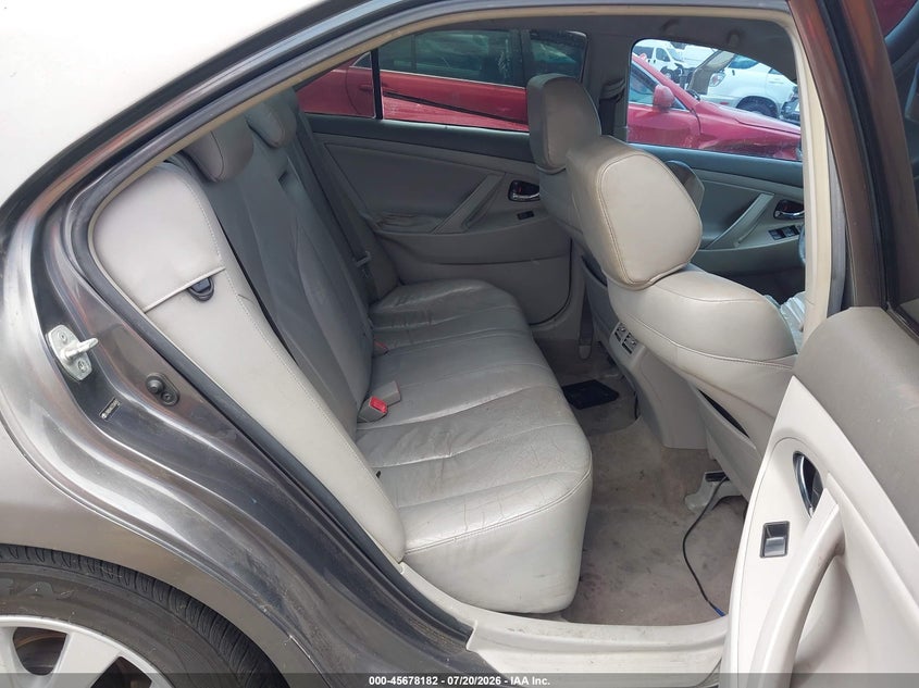 2007 Toyota Camry hybrid VIN JTNBB46K373040807 IAAI salvage auction — NORMAL WEAR, Clear - Dealer Only (California), sold $425 on 2026-07-30 (photo 8)
