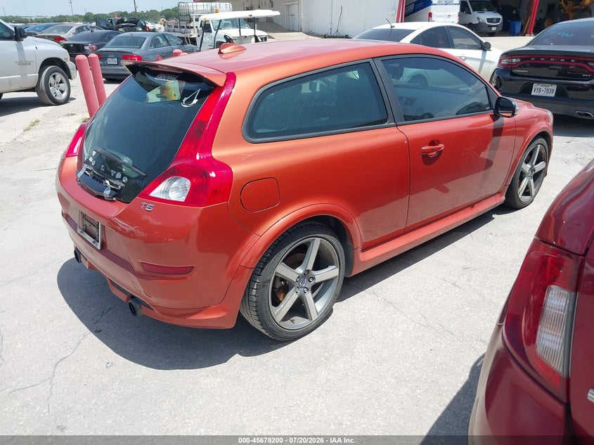 2012 Volvo C30 VIN YV1672MK9C2271350 IAAI salvage auction — NORMAL WEAR, Salvage Title, sold $350 on 2026-08-10 (photo 4)