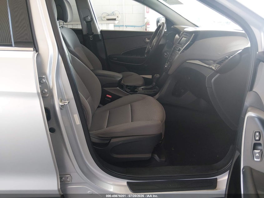 2017 Hyundai Santa fe VIN 5XYZT3LB1HG458570 IAAI salvage auction — NORMAL WEAR, Clear (Florida), sold $1,350 on 2026-07-29 (photo 5)