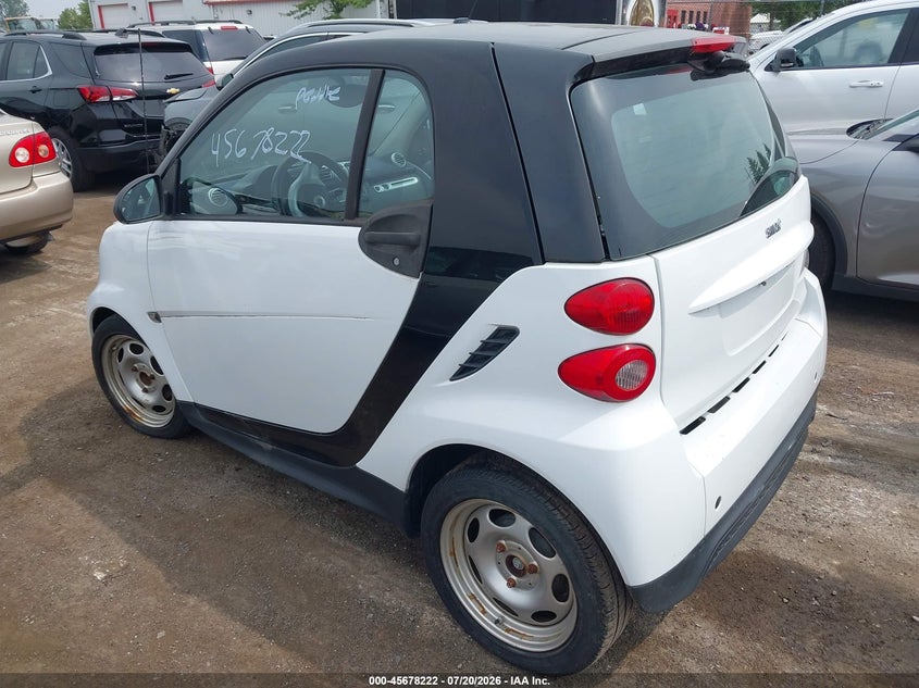2015 Smart Fortwo VIN WMEEJ3BA9FK811143 IAAI salvage auction — NORMAL WEAR, Clear (Michigan), sold $400 on 2026-07-30 (photo 3)