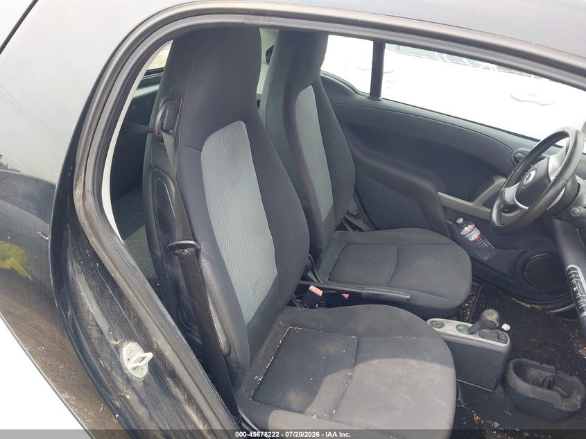 2015 Smart Fortwo VIN WMEEJ3BA9FK811143 IAAI salvage auction — NORMAL WEAR, Clear (Michigan), sold $400 on 2026-07-30 (photo 8)