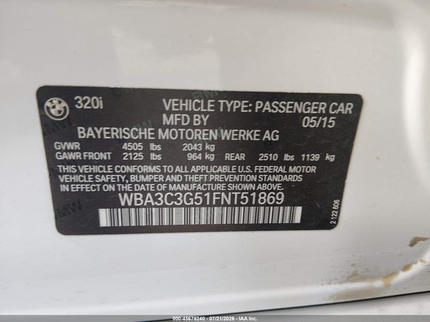2015 BMW 3er VIN WBA3C3G51FNT51869 IAAI salvage auction — NORMAL WEAR, Salvage Title, sold $1,900 on 2026-08-20 (photo 9)