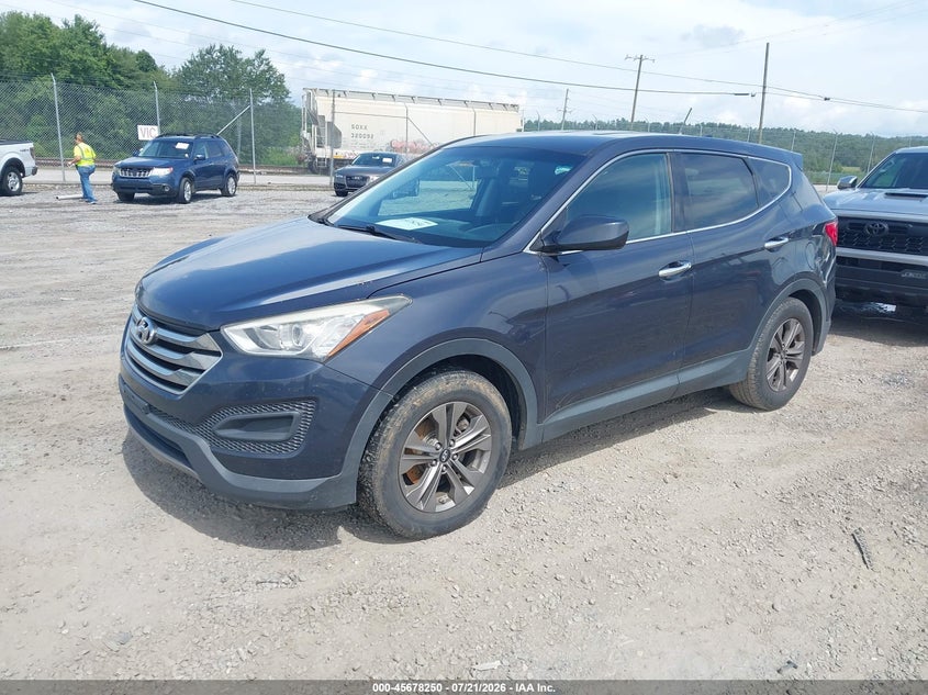 2016 Hyundai Santa fe VIN 5XYZT3LBXGG350088 IAAI salvage auction — NORMAL WEAR, Clear (North Carolina), sold $1,800 on 2026-07-31 (photo 2)