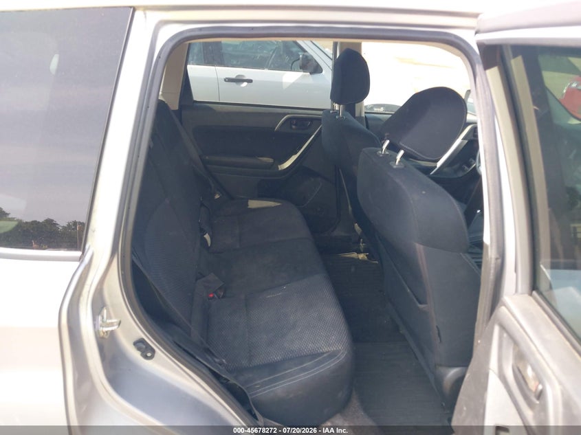 2018 Subaru Forester VIN JF2SJAEC4JG552450 IAAI salvage auction — NORMAL WEAR, Clear (Massachusetts), sold $2,400 on 2026-07-31 (photo 8)