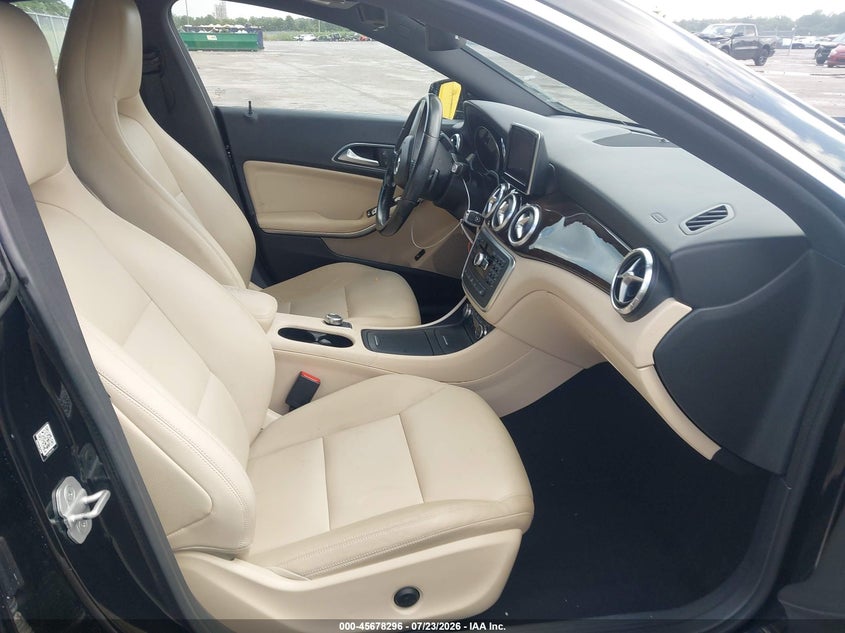 2014 Mercedes-benz Cla-klasse VIN WDDSJ4EB9EN103716 IAAI salvage auction — FRONT END, Salvage Title, sold $2,750 on 2026-08-18 (photo 5)
