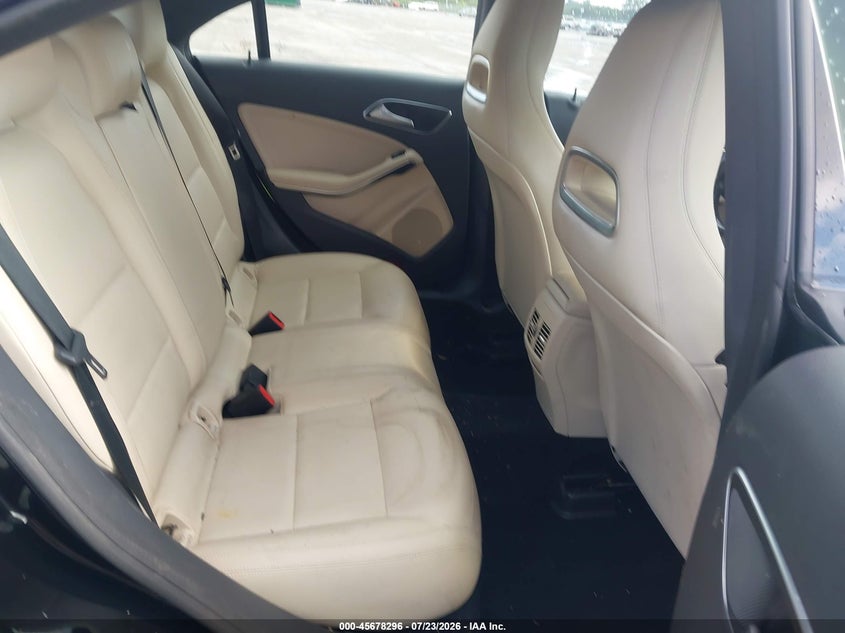 2014 Mercedes-benz Cla-klasse VIN WDDSJ4EB9EN103716 IAAI salvage auction — FRONT END, Salvage Title, sold $2,750 on 2026-08-18 (photo 8)