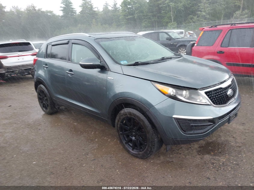 2014 Kia Sportage VIN KNDPBCAC5E7646703 IAAI salvage auction — NORMAL WEAR, Clear (Massachusetts), sold $25 on 2026-07-31 (photo 1)