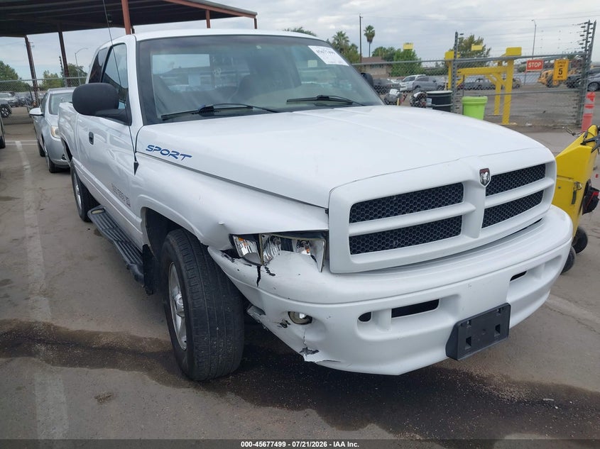 2000 Dodge Ram VIN 1B7HC13Z5YJ111952 IAAI salvage auction — RIGHT FRONT, Salvage (California), sold $450 on 2026-08-26 (photo 1)