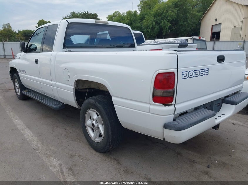 2000 Dodge Ram VIN 1B7HC13Z5YJ111952 IAAI salvage auction — RIGHT FRONT, Salvage (California), sold $450 on 2026-08-26 (photo 3)