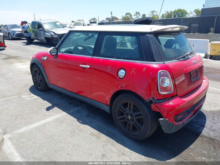 2013 Mini Hard top VIN WMWSV3C59DT388852 IAAI salvage auction — LEFT REAR, Wait Title, sold $1,600 on 2026-08-29 (photo 3)