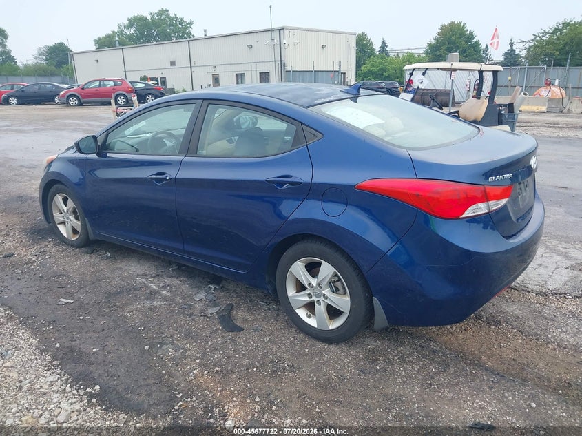 2013 Hyundai Elantra VIN KMHDH4AE0DU762797 IAAI salvage auction — NORMAL WEAR, Clear (Illinois), sold $25 on 2026-07-29 (photo 3)