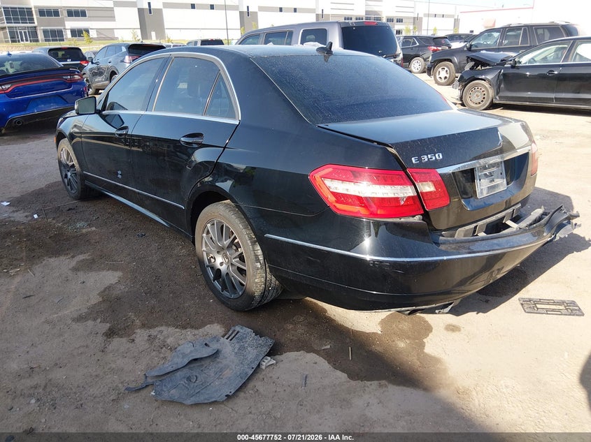 2011 Mercedes-benz E-class VIN WDDHF5GB0BA455021 IAAI salvage auction — RIGHT SIDE, Salvage (Texas), sold $800 on 2026-08-18 (photo 3)
