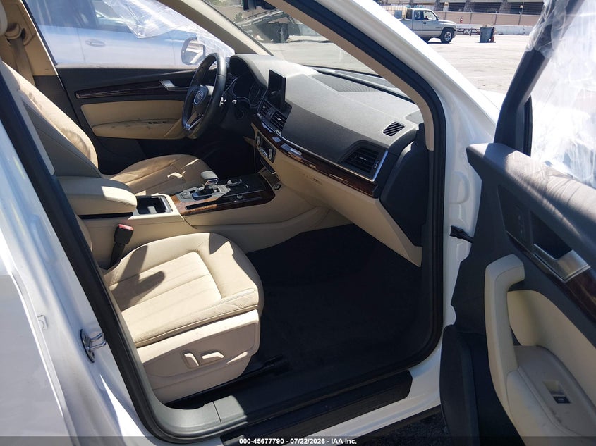 2018 Audi Q5 VIN WA1ANAFY1J2006446 IAAI salvage auction — NORMAL WEAR, Clear - Dealer Only (California), sold $1,050 on 2026-07-29 (photo 5)