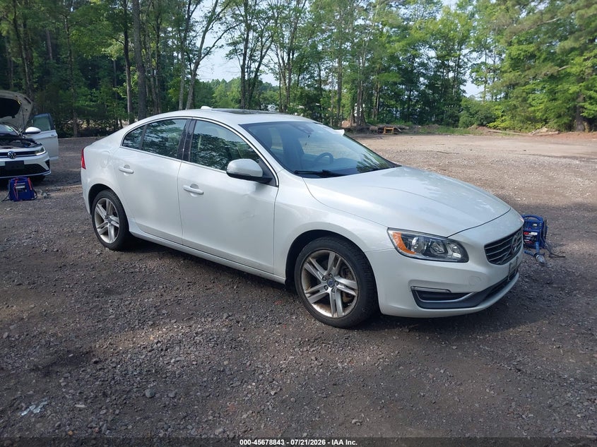 2014 Volvo S60 VIN YV1612FH4E2293178 IAAI salvage auction — NORMAL WEAR, Clear (Virginia), sold $400 on 2026-07-28 (photo 1)