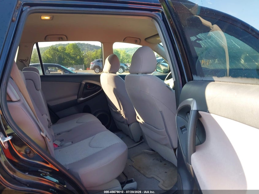 2007 Toyota Rav4 VIN JTMZD33V876025269 IAAI salvage auction — NORMAL WEAR, Clear (New Jersey), sold $25 on 2026-07-30 (photo 8)