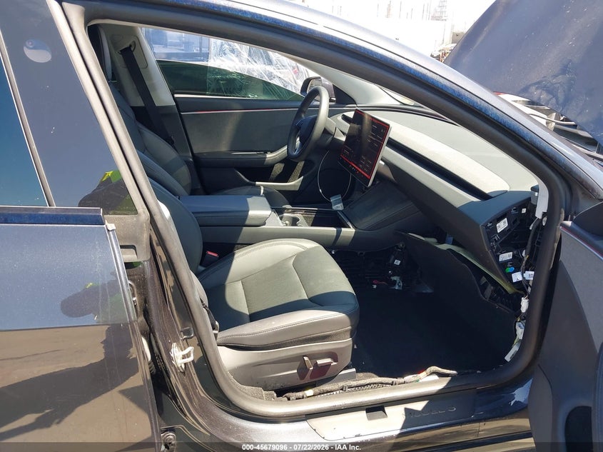 2024 Tesla Model 3 VIN 5YJ3E1EA2RF727838 IAAI salvage auction — NORMAL WEAR, Clear (California), sold $1,150 on 2026-07-29 (photo 5)