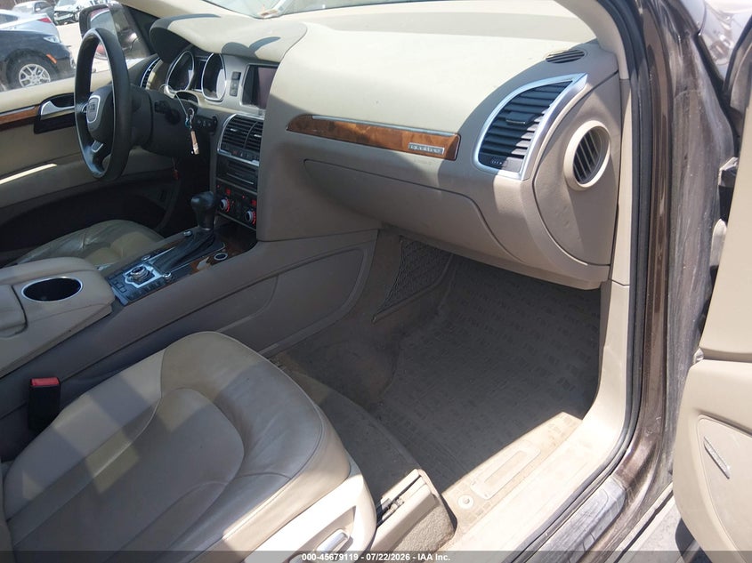 2015 Audi Q7 VIN WA1LGAFE6FD025028 IAAI salvage auction — NORMAL WEAR, Clear (Colorado), sold $50 on 2026-07-28 (photo 5)