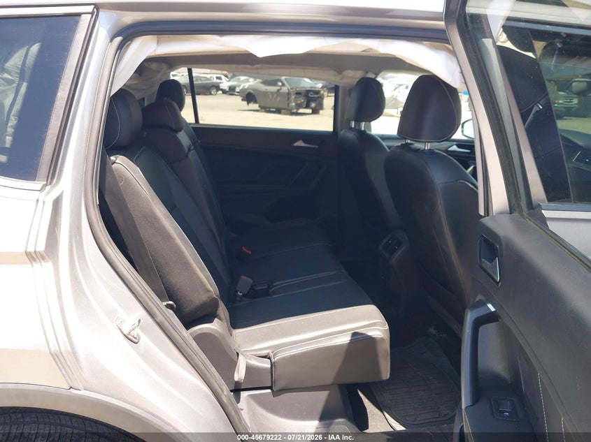 2022 Volkswagen Tiguan VIN 3VV3B7AX3NM020700 IAAI salvage auction — UNDERCARRIAGE, Salvage Title, sold $7,800 on 2026-08-20 (photo 8)