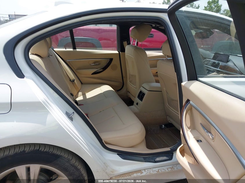 2016 BMW 3er VIN WBA8E3G53GNU00071 IAAI salvage auction — WATER/FLOOD, Salvage Title, sold $1,750 on 2026-08-16 (photo 8)