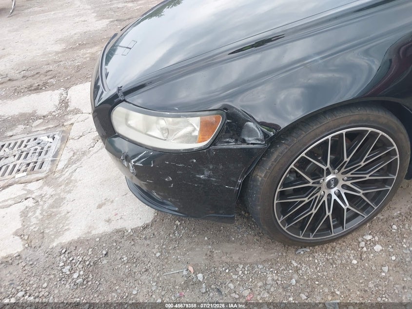 2011 Volvo S40 VIN YV1672MS4B2536352 IAAI salvage auction — RIGHT SIDE, Salvage (Idaho), sold $200 on 2026-08-10 (photo 6)