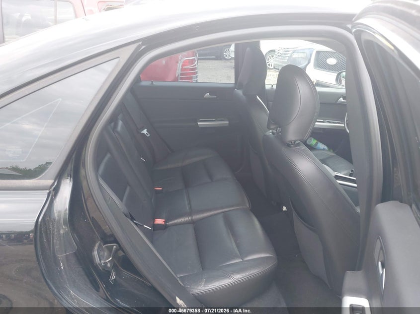 2011 Volvo S40 VIN YV1672MS4B2536352 IAAI salvage auction — RIGHT SIDE, Salvage (Idaho), sold $200 on 2026-08-10 (photo 8)