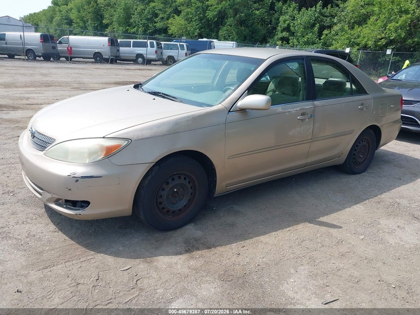 2002 Toyota Camry VIN JTDBE32K720049743 IAAI salvage auction — NORMAL WEAR, Clear (Virginia), sold $25 on 2026-07-28 (photo 2)